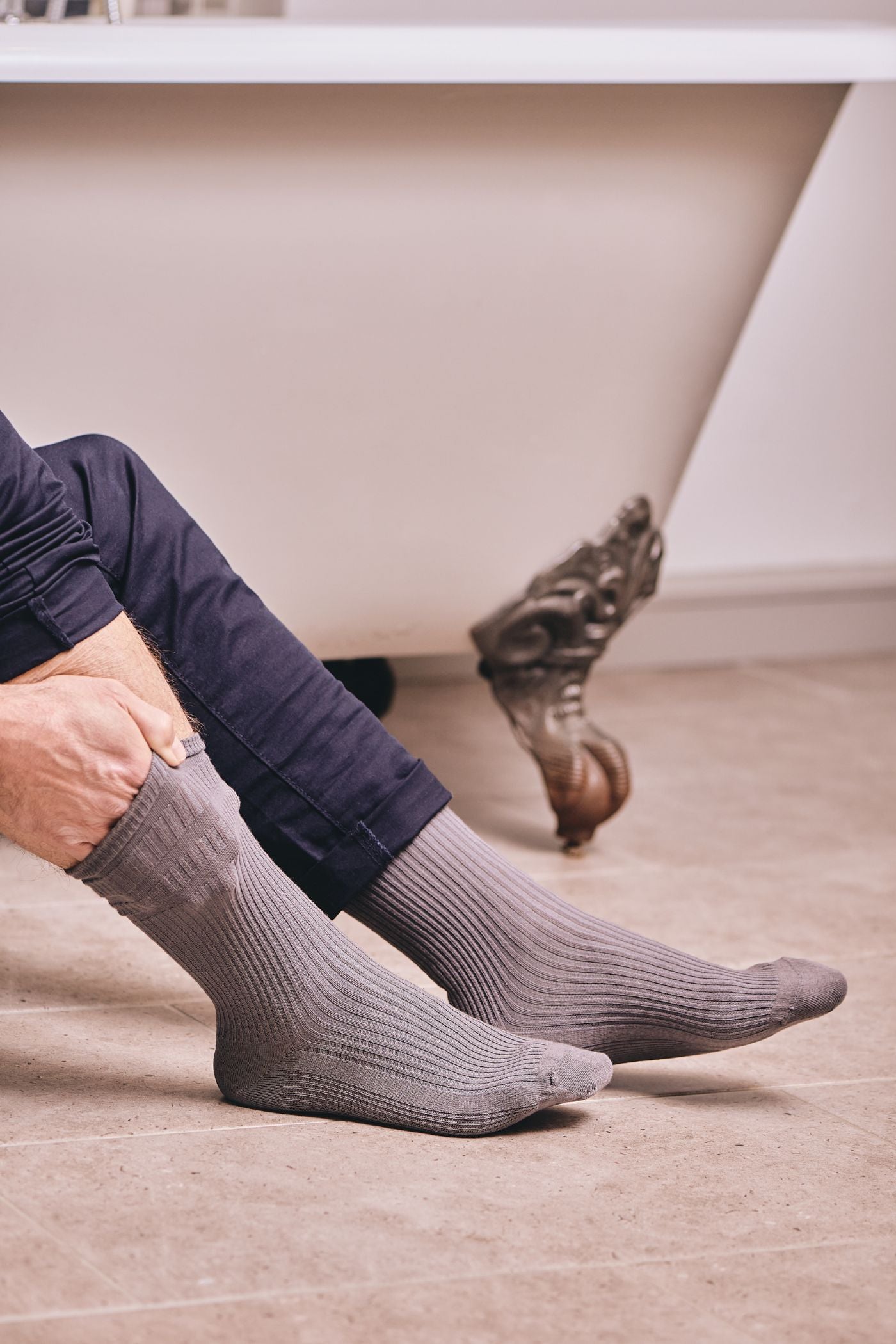 HJ Hall Men's Extra-Wide Cotton Softop Socks in Grey – showing the comfort stretch