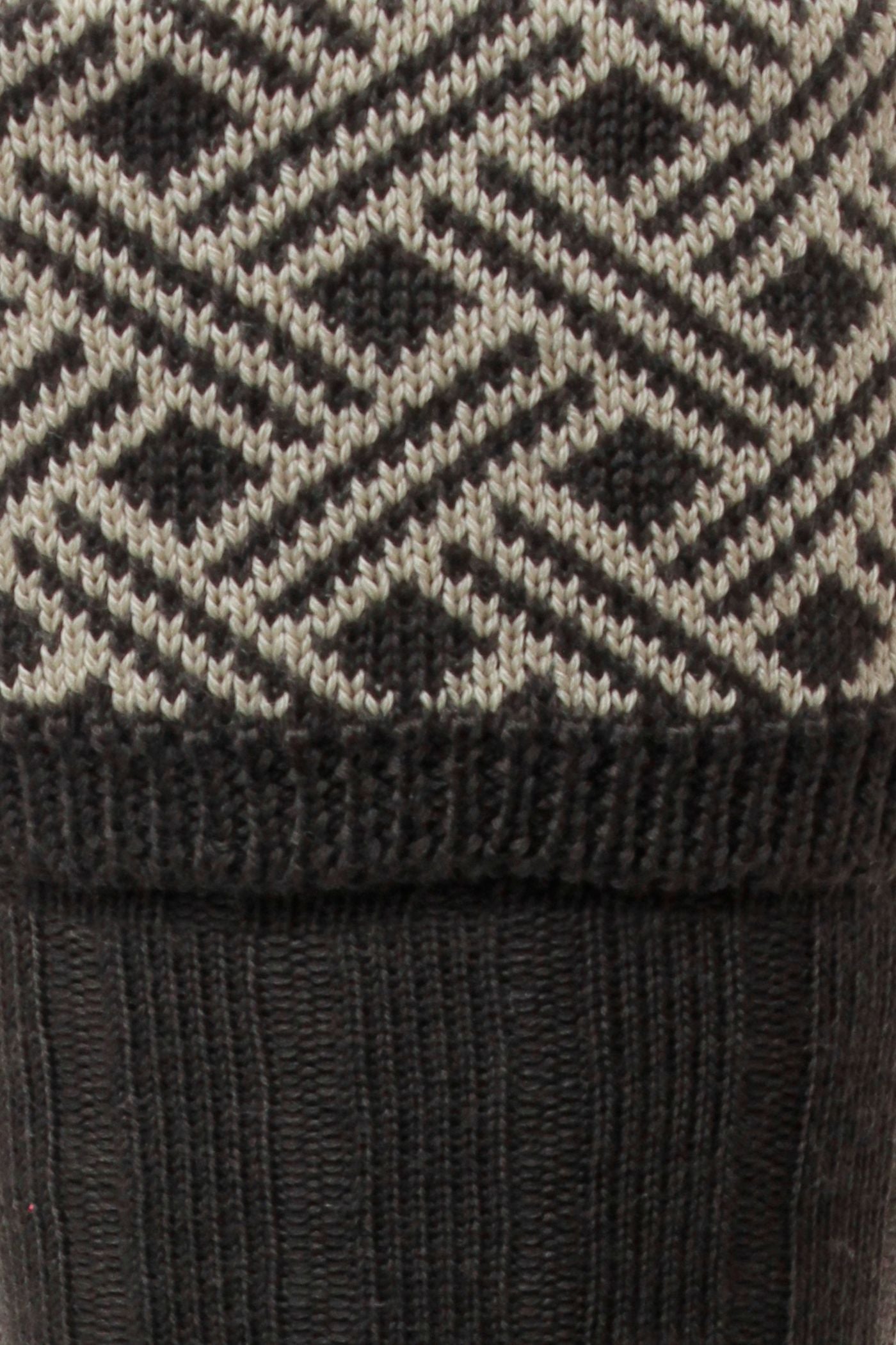 HJ Hall Lattice Jacquard Shooting Socks - Langton in Brown – close-up detail