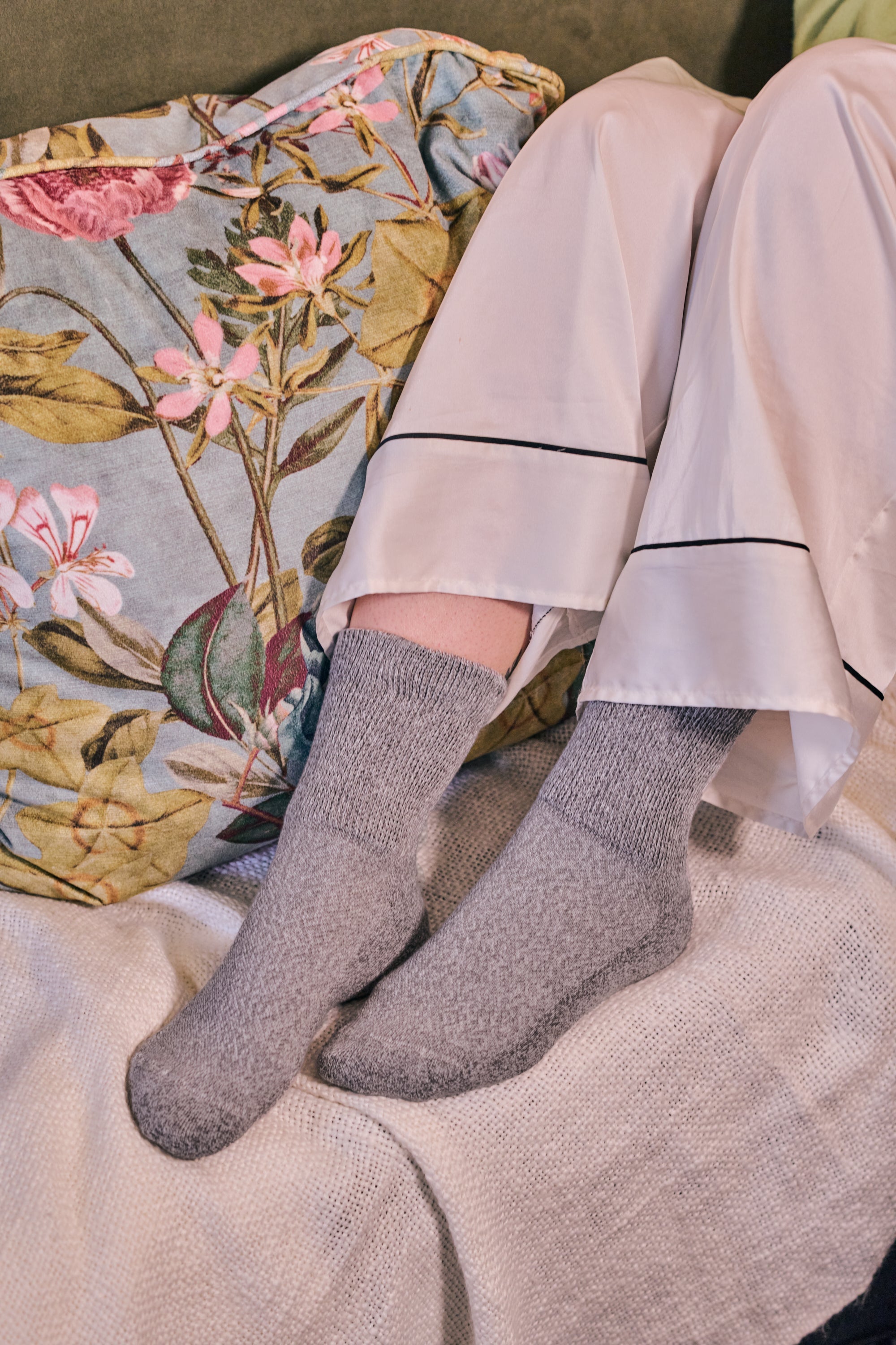 HJ Hall Temperature Control Coolmax Bamboo Socks – alternate view