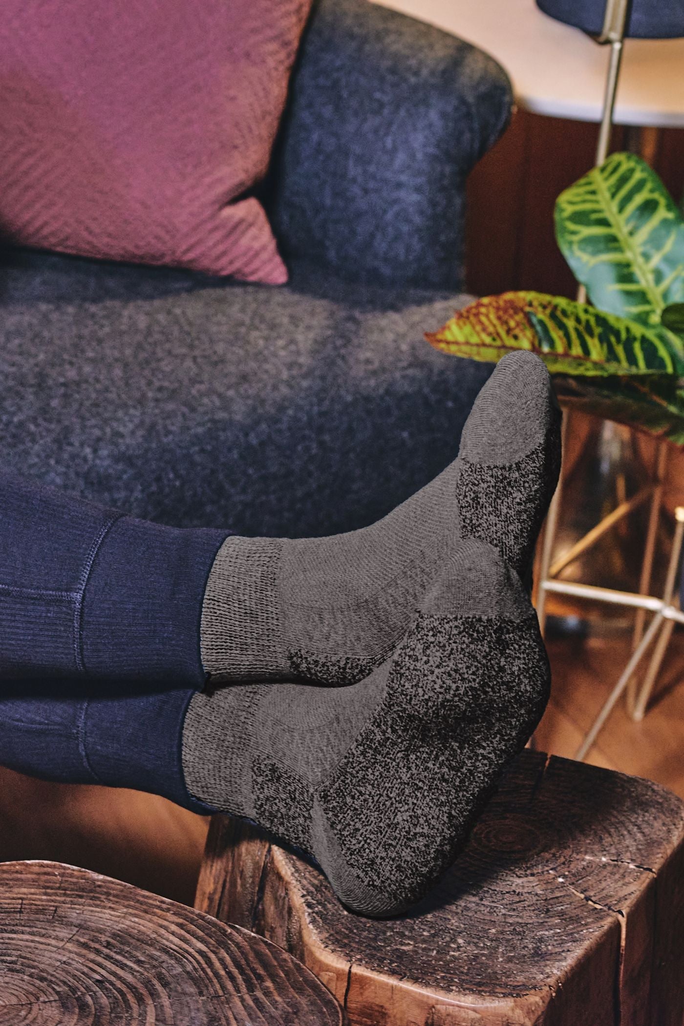 HJ Hall Men's Diabetic Low-Rise Cotton Socks in Grey – alternate view