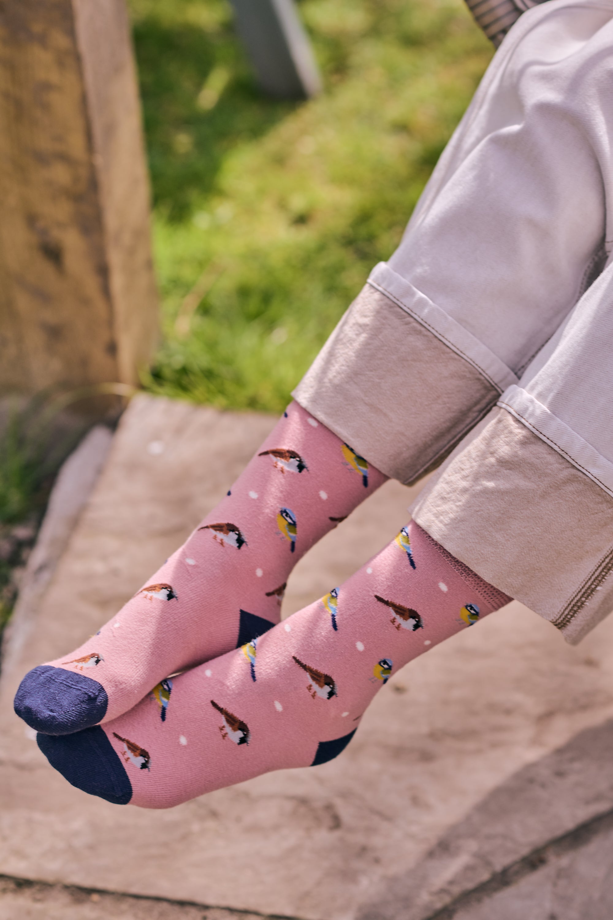 HJ Hall Women's Birds Motif Cotton Comfort Top Socks in Pink – alternate view