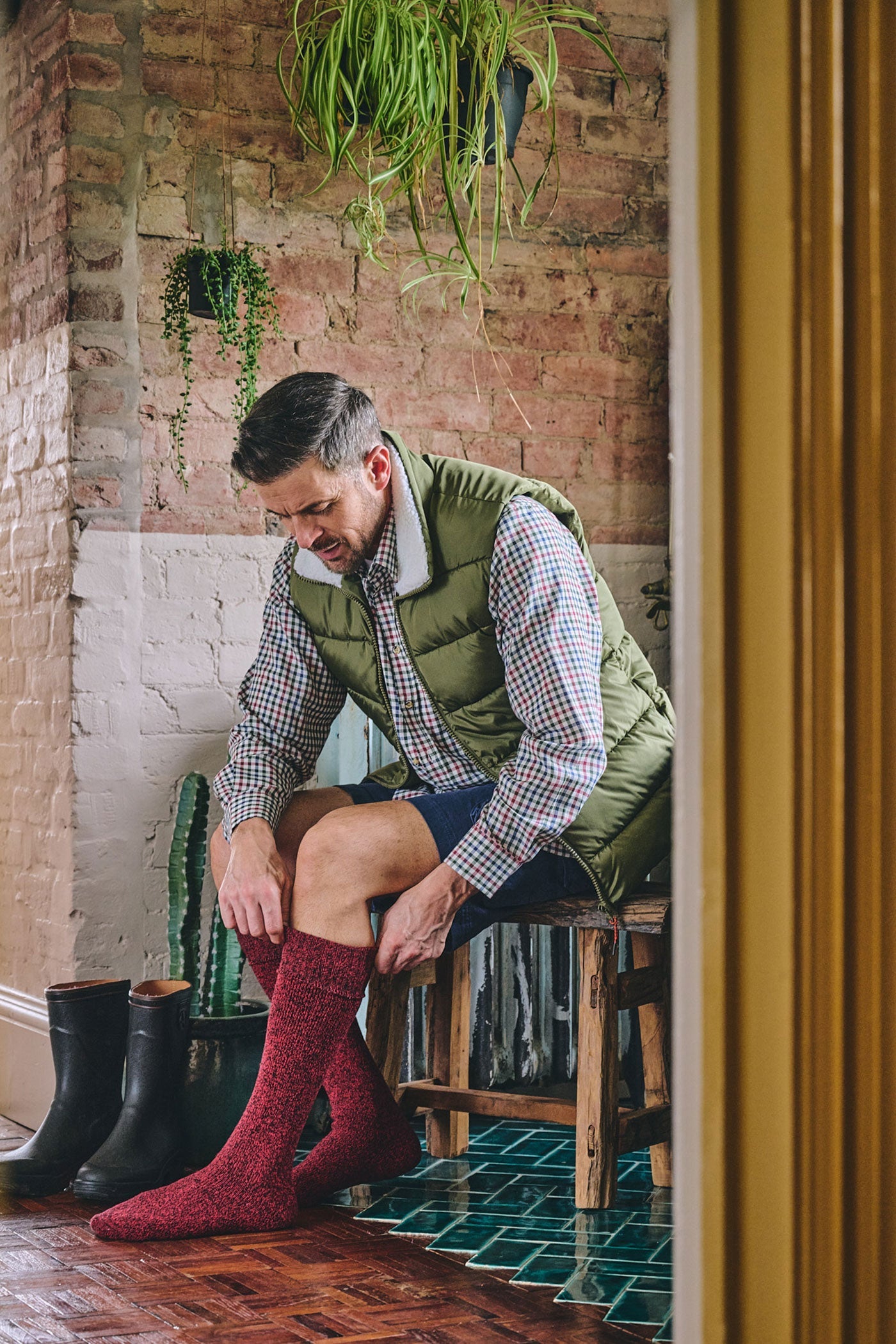 HJ Hall Men's Insulated Wool Wellington Boot Sock in Red – alternate view