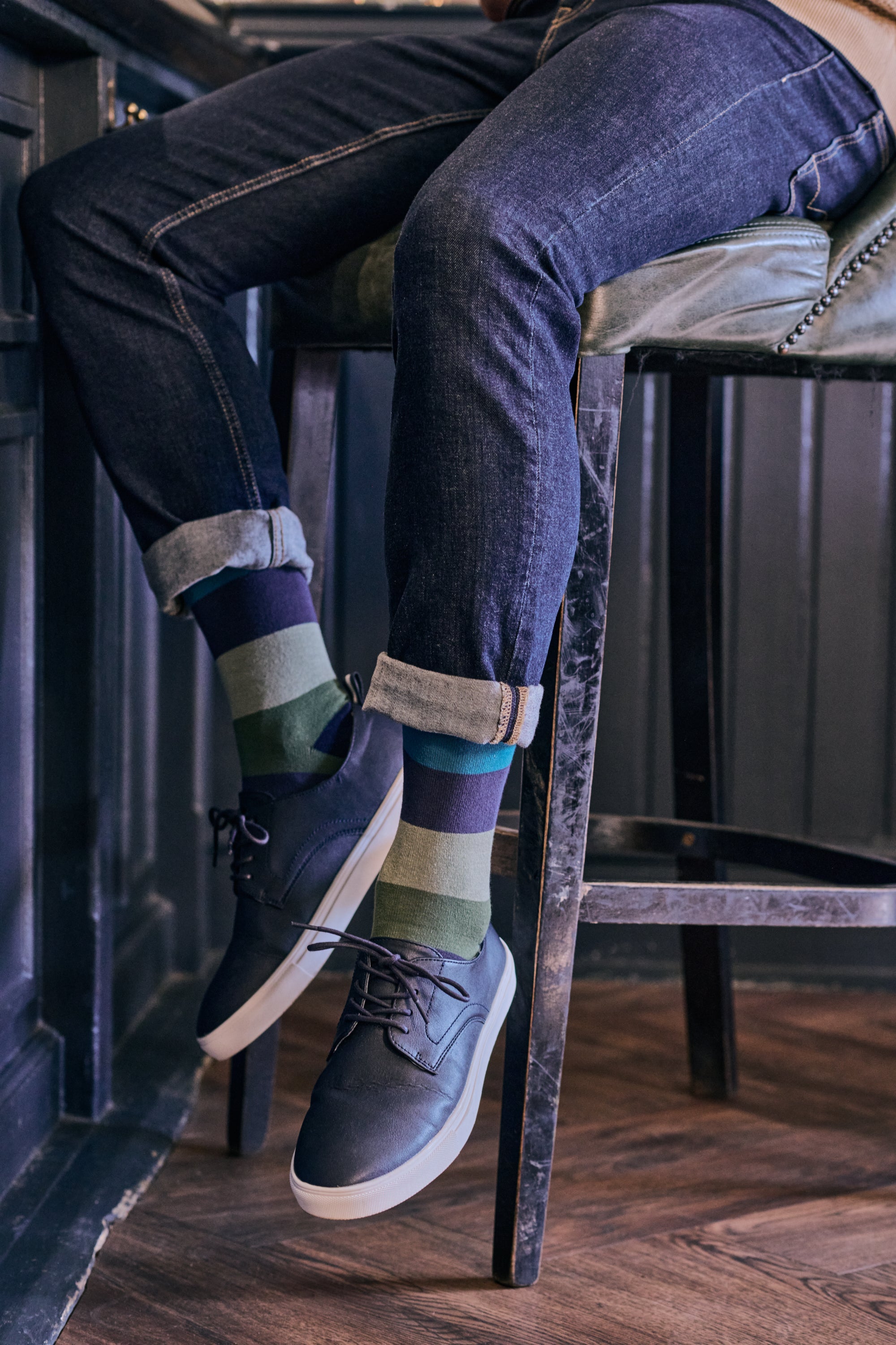 HJ Hall Men's Block Stripe Organic Cotton Comfort Top Socks in Navy – alternate view