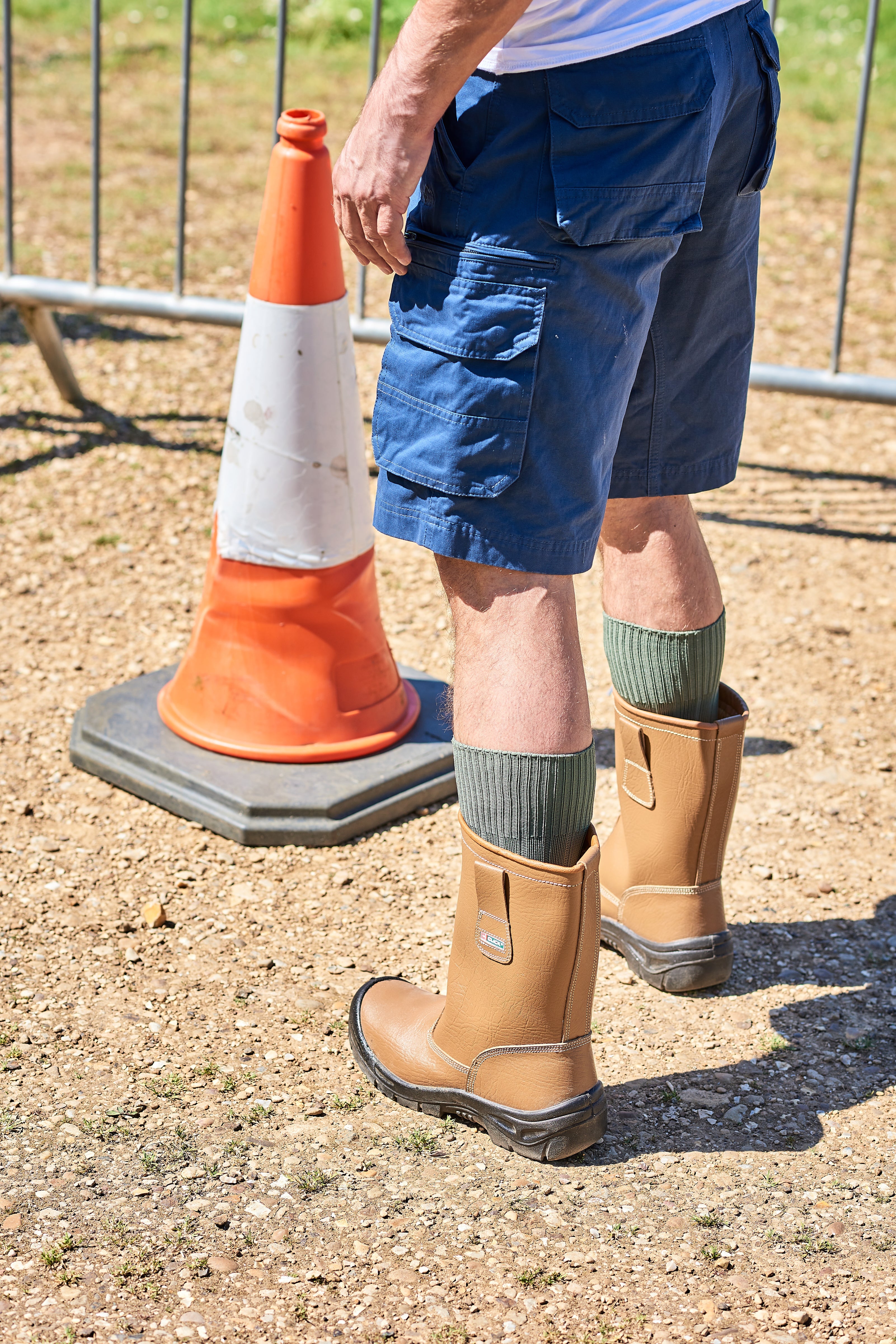 HJ Hall Men's Cushion Sole Work Boot Socks - Indestructible in Olive – alternate view